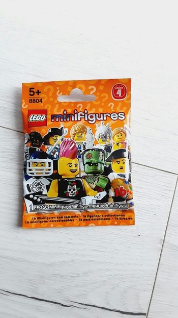 Jeu jouet mini fighrines series 4 Légo 8804 Neuf sous blister