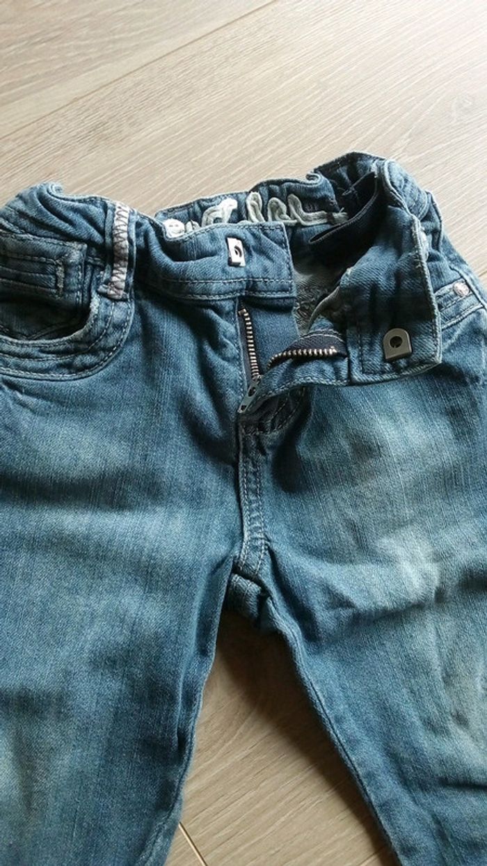 Pantacourt jean. 3 ans. - photo numéro 2