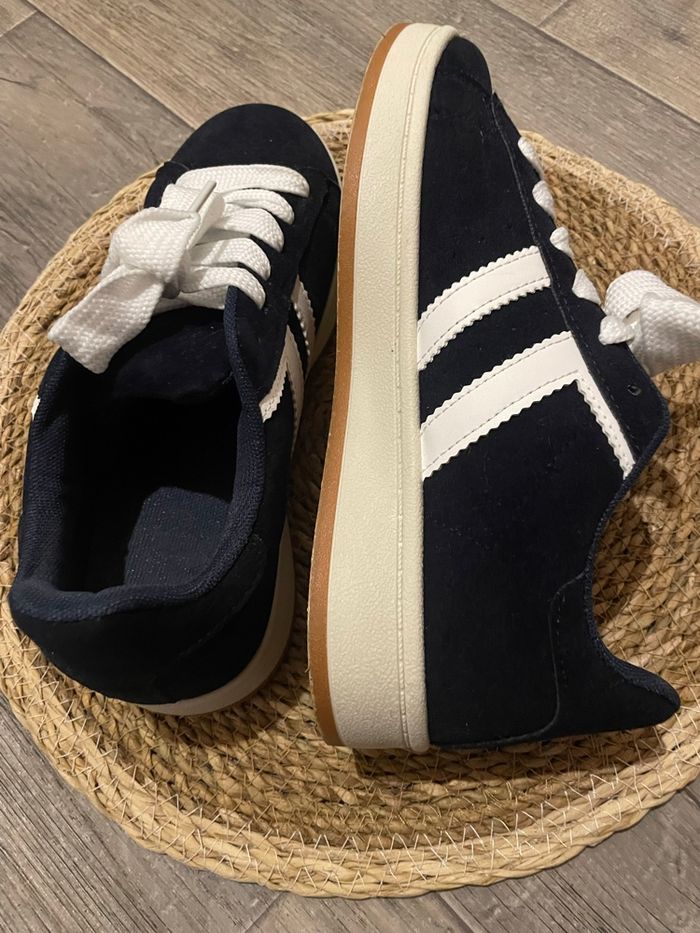 Chaussures neuves - photo numéro 3