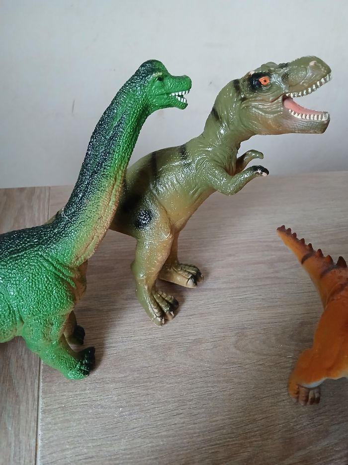 Lot de 14 dinosaures - photo numéro 7