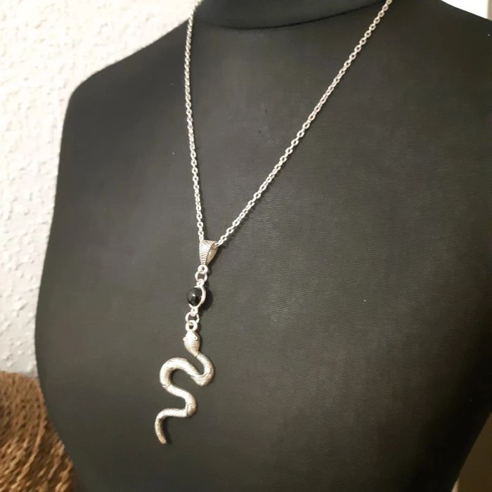 Collier fantaisie pendentif serpent - photo numéro 7