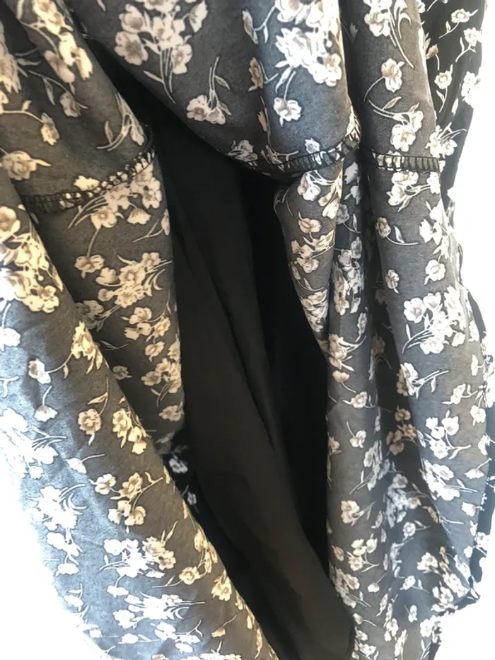 Robe longue noire - photo numéro 5