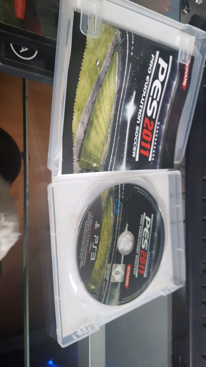 Jeu PS3 PES 2011 - photo numéro 2