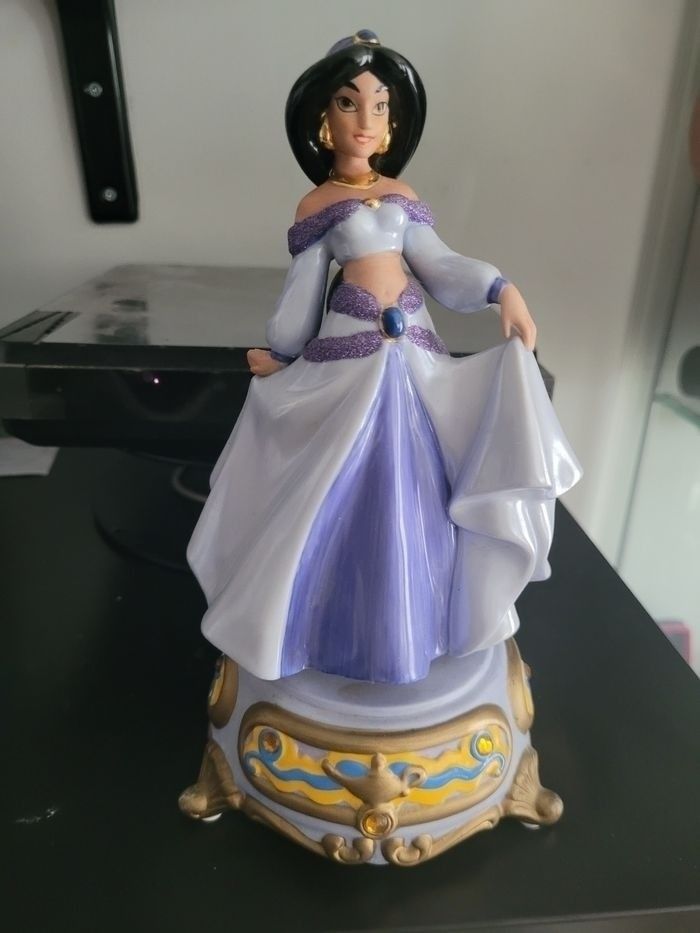 Figurine Princesse Jasmine - photo numéro 2