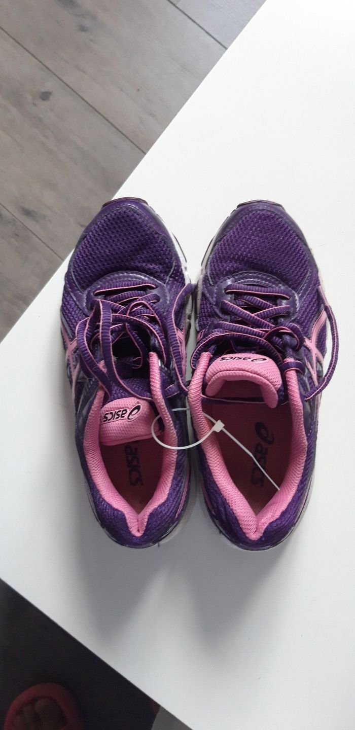Basket fille Asics T33.5 - photo numéro 3