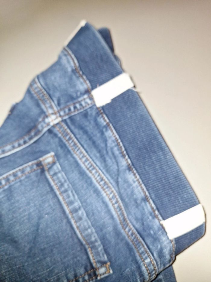 Jeans 10 ans + kiabi garçon - photo numéro 4