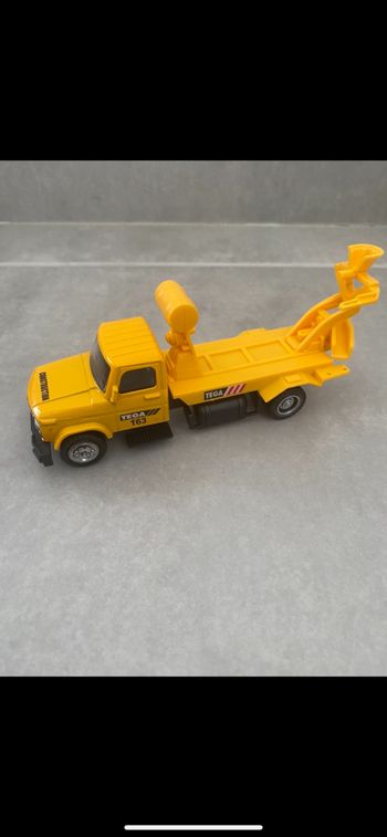 Camion toupie bétonnière