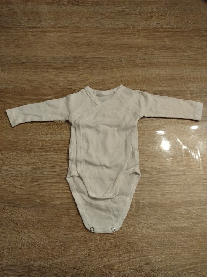 Lot de 3 bodies 1 mois - photo numéro 5