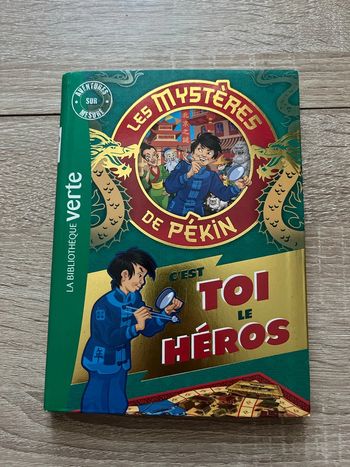 Livre la bibliothèque verte Les mystères de Pékin