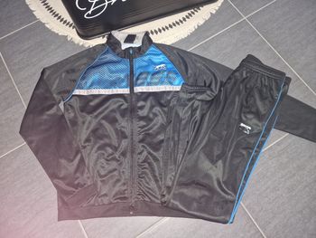 Joggings airness 16 ans