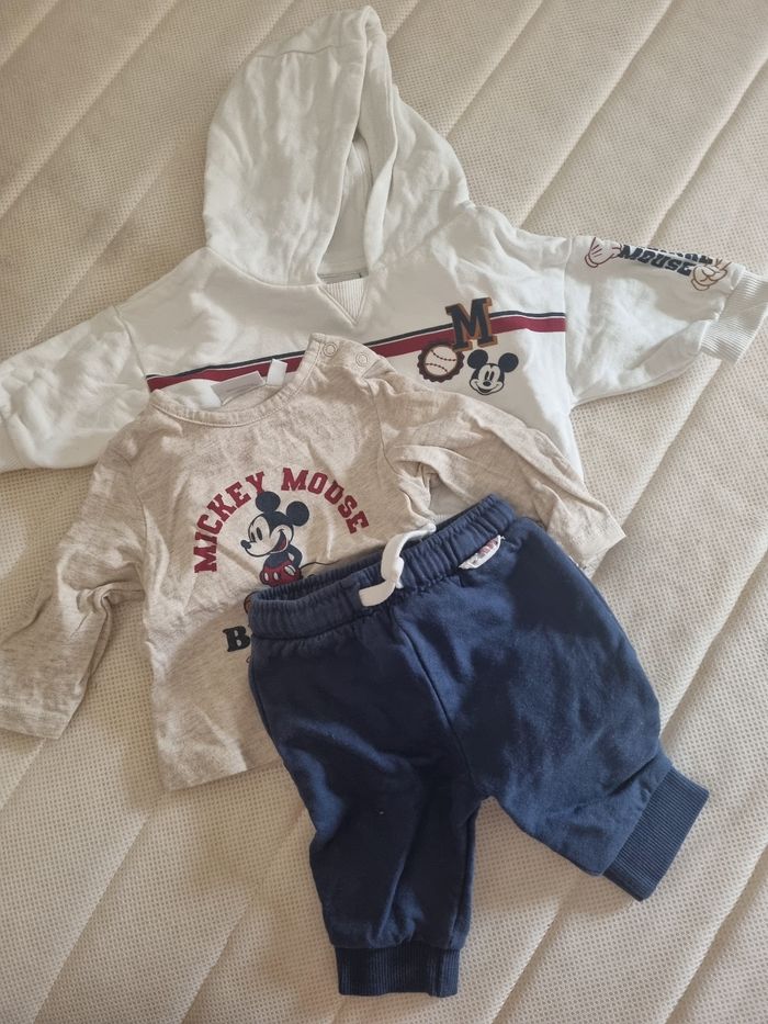 Ensemble jogging mickey