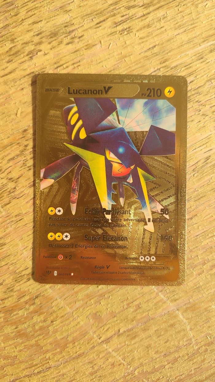 Carte pokémon Lucanon or