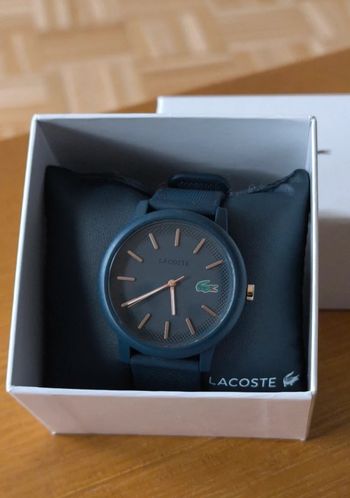 Montre Lacoste bleue