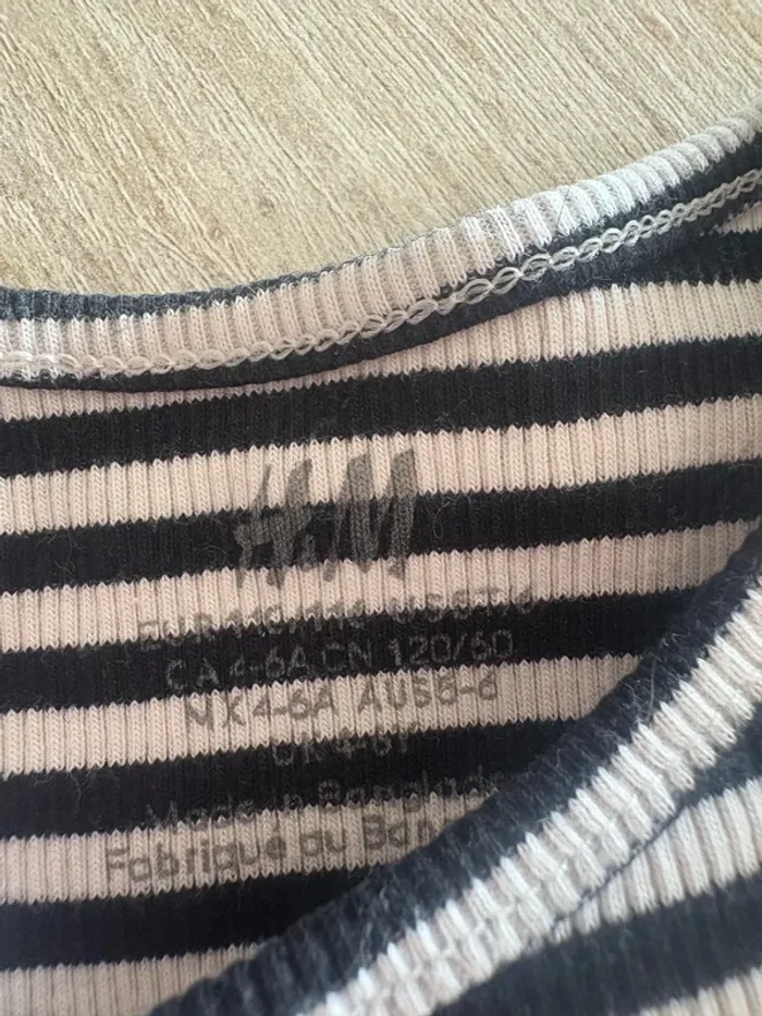 Lot t-shirt H&M - photo numéro 4