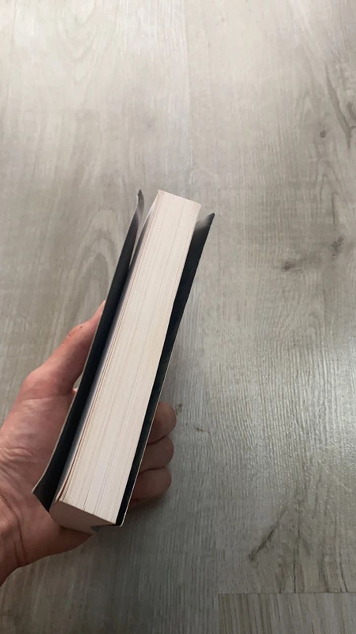 Livre « Le Chevalier Sans Nom » - photo numéro 3