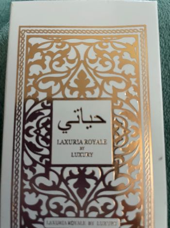 Magnifique eau de parfum  Lacaria Royale de Luxury