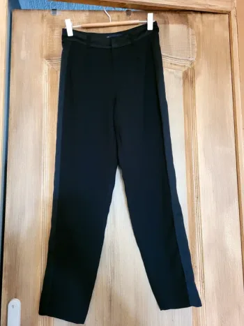 Pantalon classe noir taille XL bershka