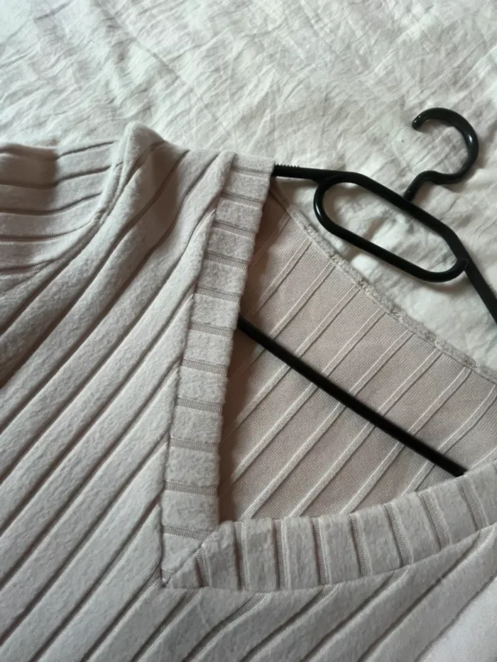 pull beige - photo numéro 3