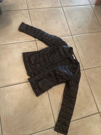 Veste s