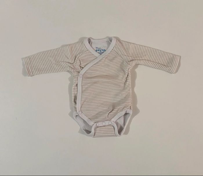 Pyjamas et bodies 1-3 mois - photo numéro 6