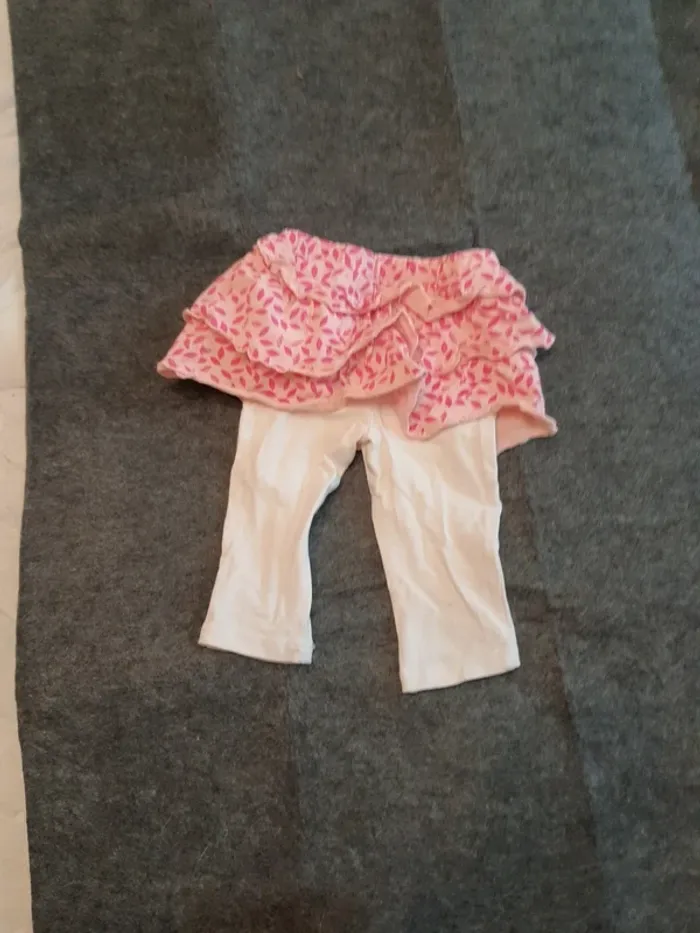 Pantalon et jupe 9mois - photo numéro 3