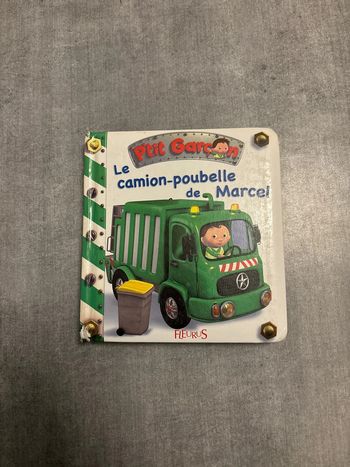 Livre petit garçon, le camion, poubelle de Marcel