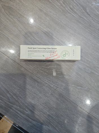 Serum coréen glow anti-taches neuf