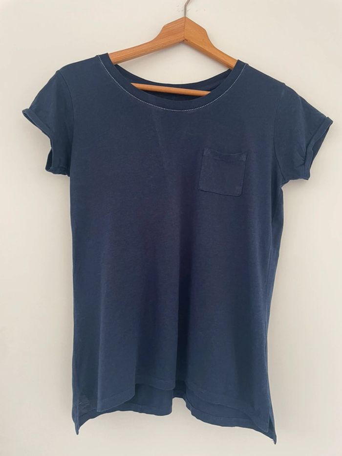 T-shirt bleu