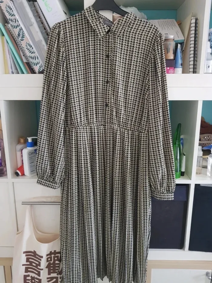 Robe pied de poule kaki noir beige taille 42 comme neuve - photo numéro 6