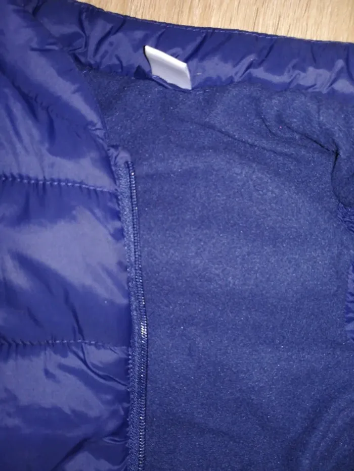 Lot d'une doudoune à manches longues et d'une doudoune sans manches en 12mois 74cm - photo numéro 8