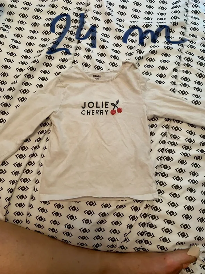 Tee shirt