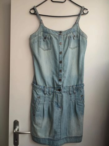 Robe en jean boutonnée