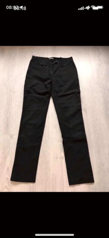 Pantalon eurythmic taille 38