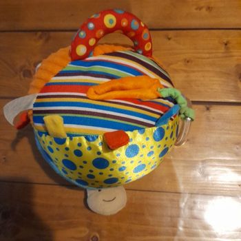 Balle d'éveil en tissu