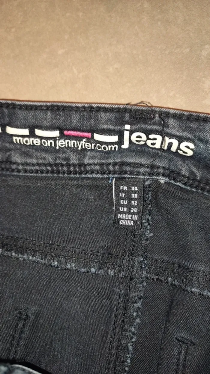 Jean skinny taille basse noir Jennifer T34 - photo numéro 2