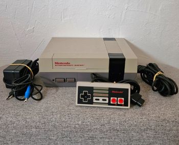 Console Nintendo NES + 1 Manette & Câbles