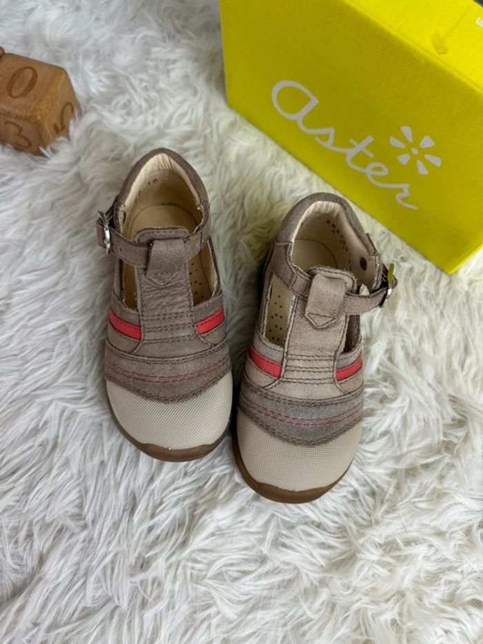Paire de sandales Aster taille 23 - photo numéro 2