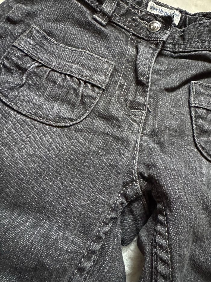 👖 jean gris - coupe large - fille - 5 ans - vertbaudet- état satisfaisant - photo numéro 2