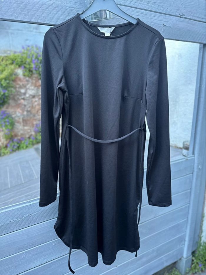 Robe fluide noir de grossesse