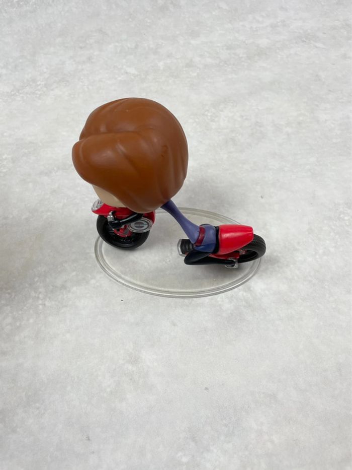 Funko pop Disney Les indestructibles Elastic girl - photo numéro 7