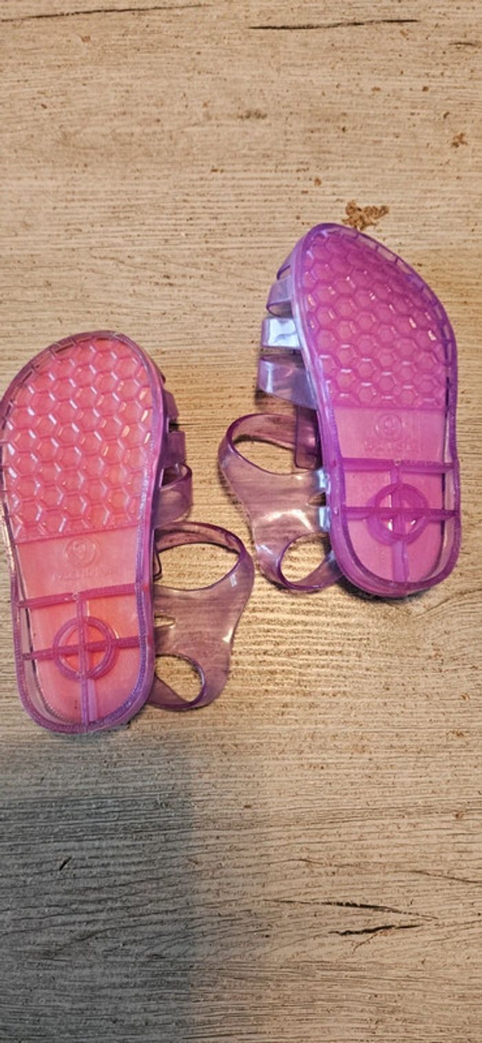Sandales d eau neuves sans étiquette, pointure 9 (26/27) - photo numéro 4