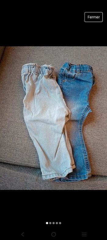 Lot de deux jeans 12 mois clair
