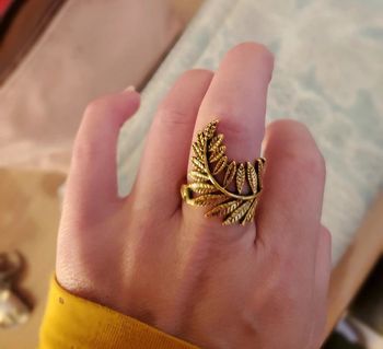 Bague fantaisie toute neuve