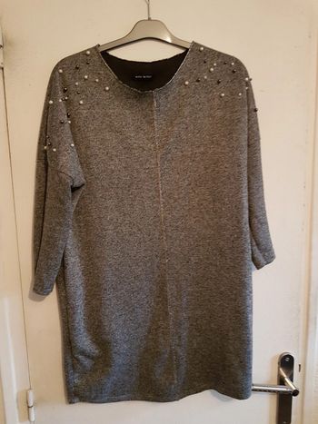 Robe perles grises taille unique