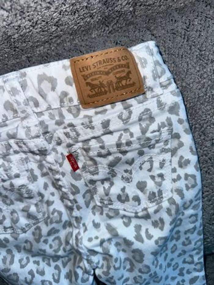 Jean skinny 710 levi’s motifs léopard - photo numéro 4