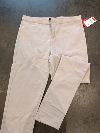 Pantalon beige neuf