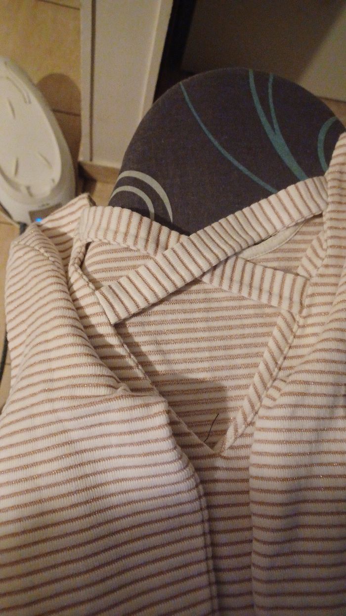 Tee-shirt manche longue etam très bon état blanc e à rayure rose doré - photo numéro 2