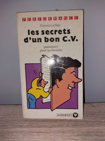 Livre de poche Les secrets d´un bon CV