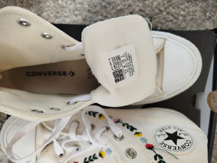 Chaussures Converse montante taille 35 - photo numéro 2