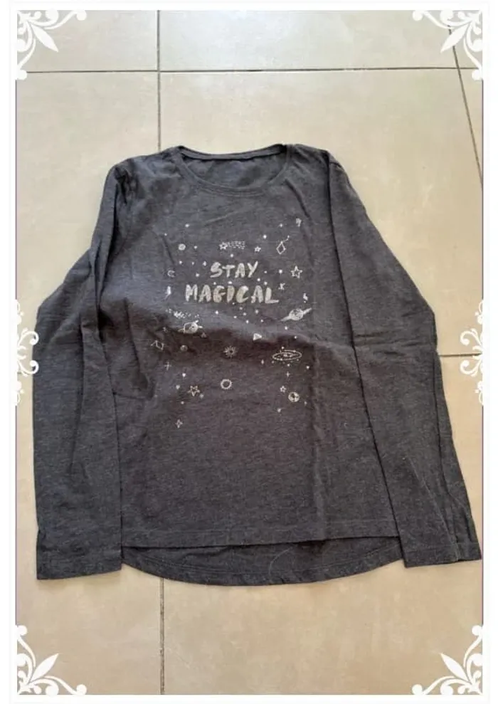 T-shirt Kiabi noir taille 12 ans enfant fille - photo numéro 2